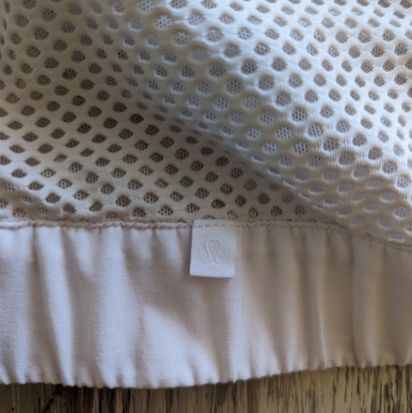 Lululemon Mesh on Mesh Jacket White Women's Medium - Picture 7 of 7